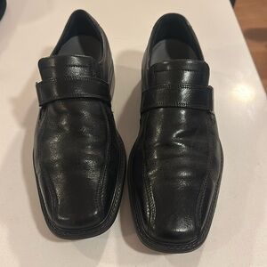 ECCO - Men's Black Leather Slip-On Loafer Dress Shoe Size 10 (EU 44)